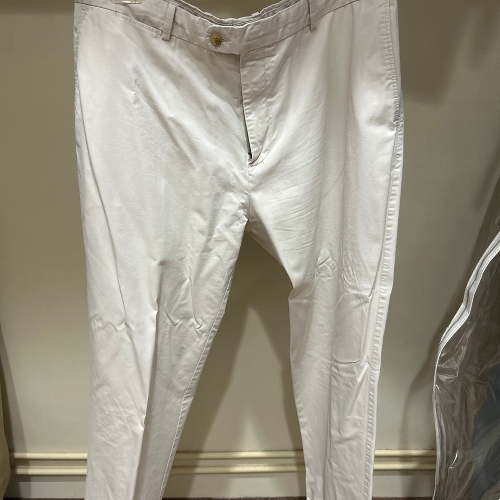 Men’s khakis